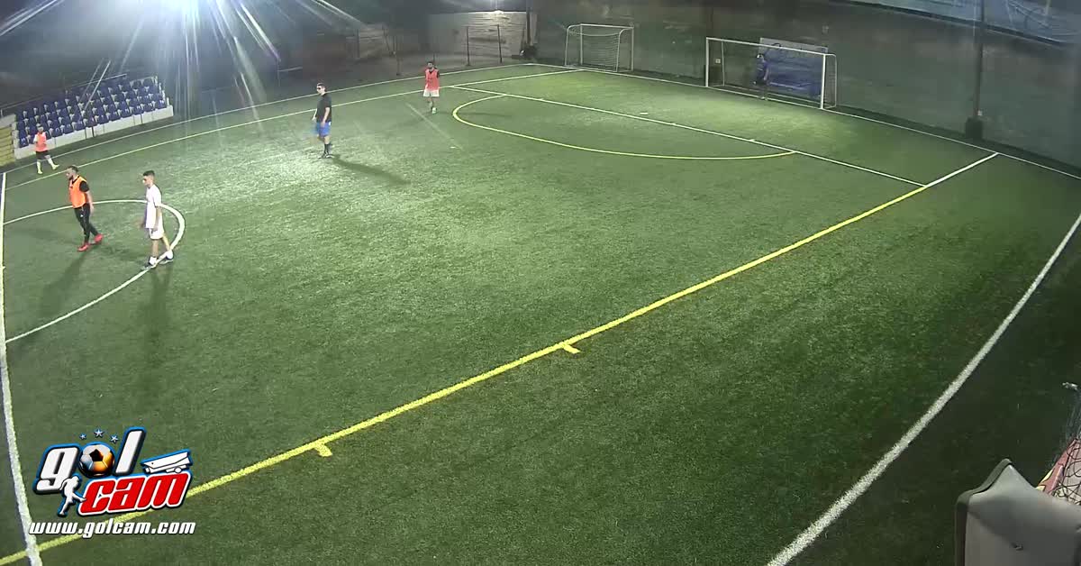 Assist man