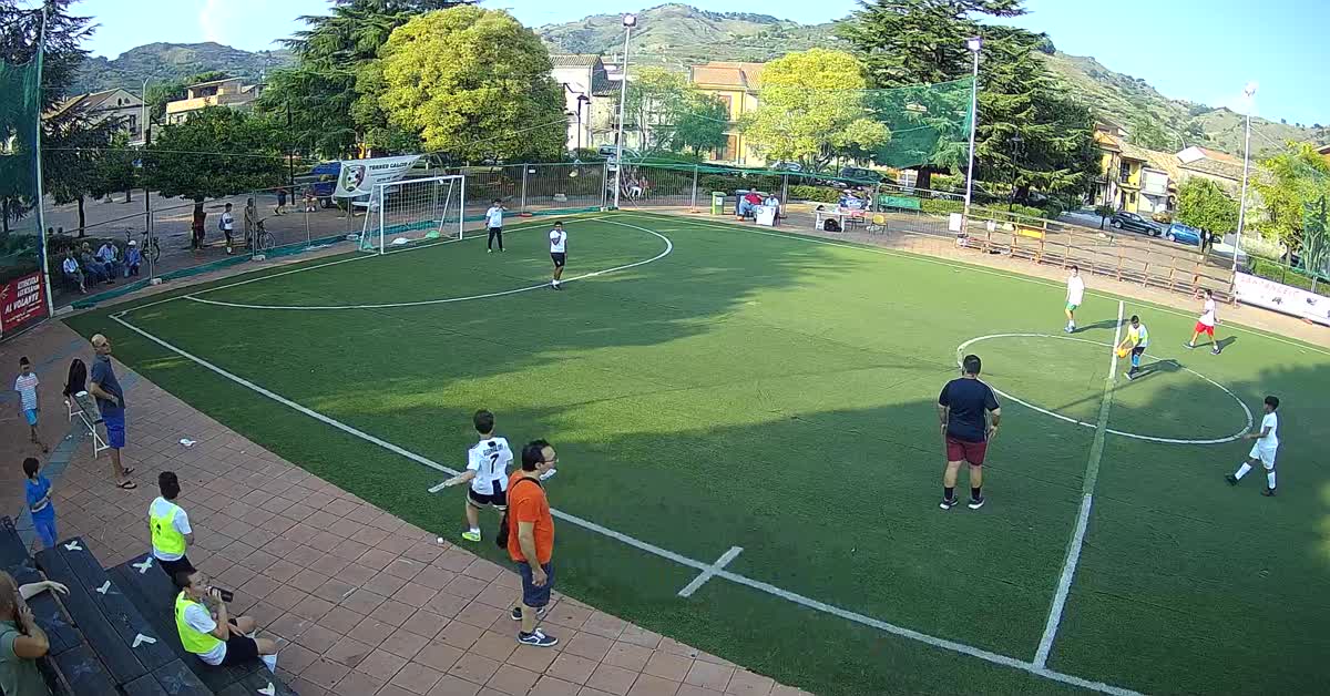 Tiro da centrocampo 2