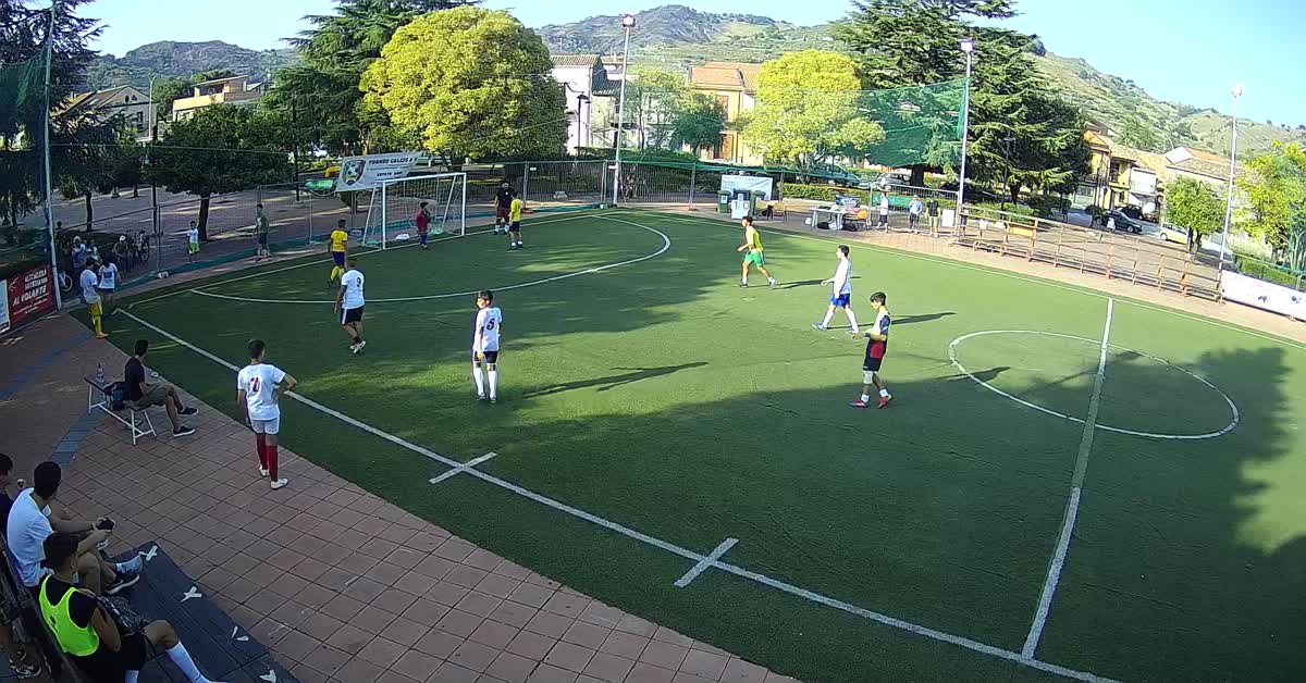 Tiro da fuori