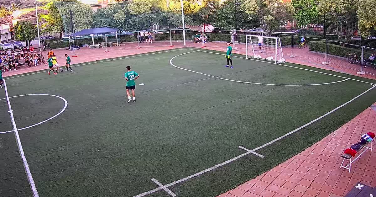 Tiro da fuori