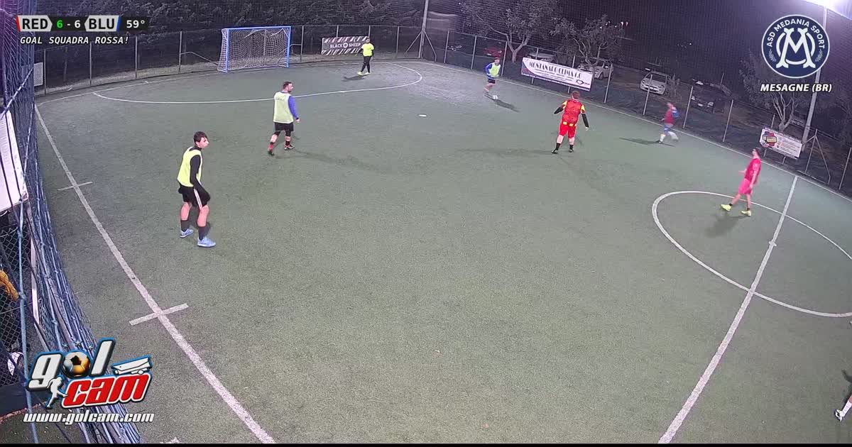 Da centrocampo 