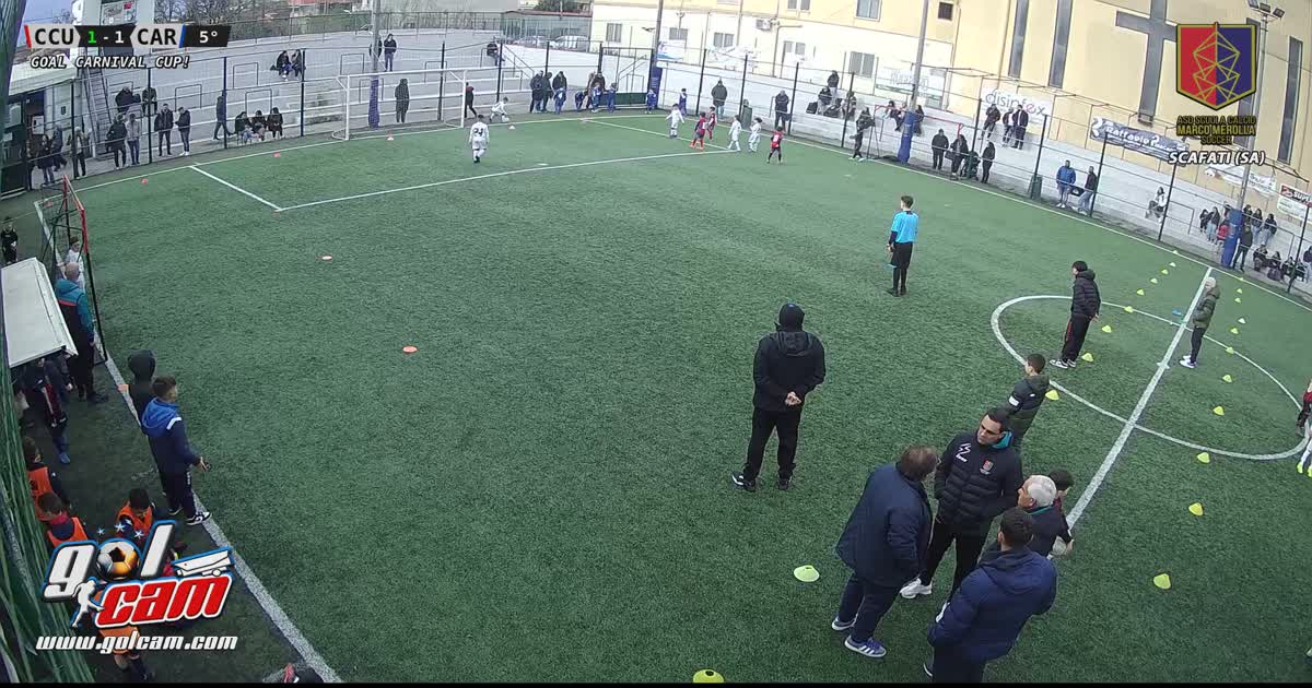 Davide assist di punizione 