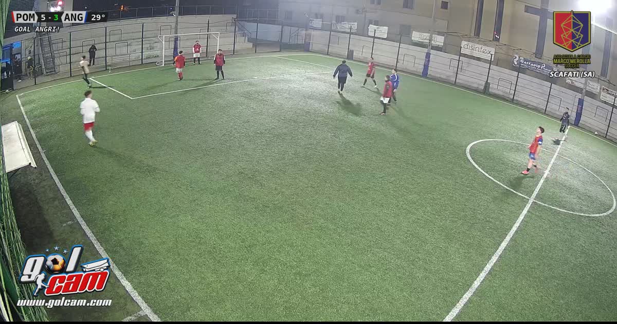 Gol fuori area cavalcata 