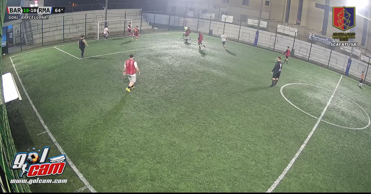 Tiro sul secondo palo 
