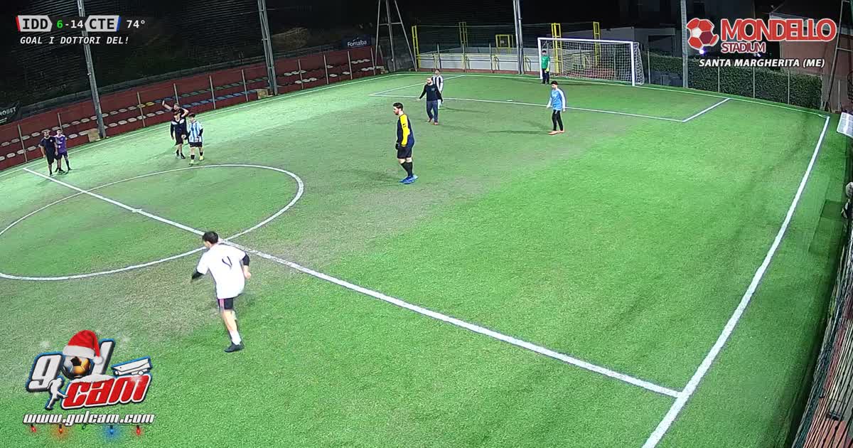 Prende la mira e gol