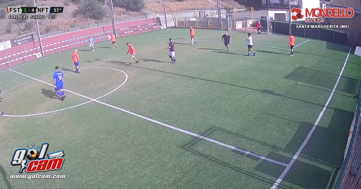 Gol per sbaglio