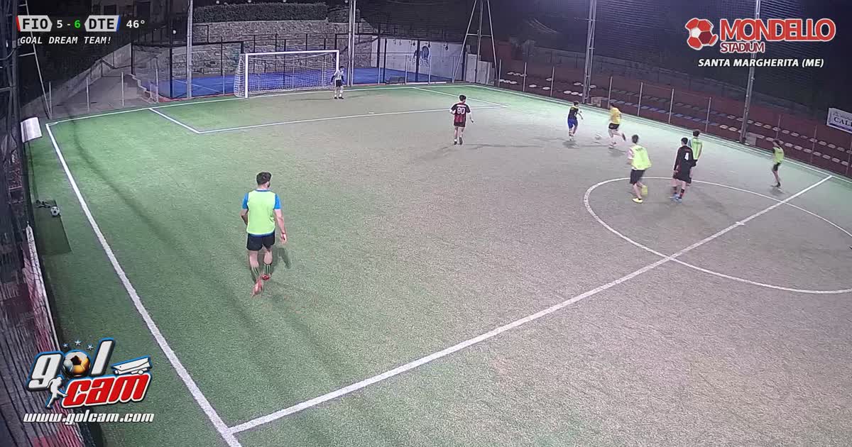 TIRO DA FUORI 