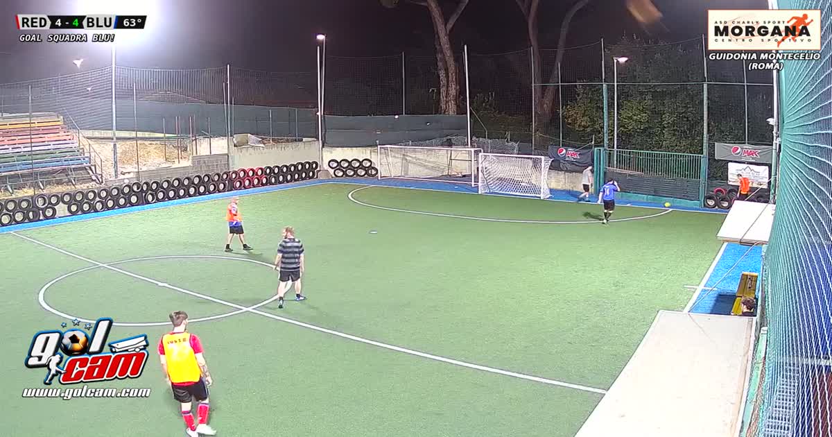 ??? sombrero al portiere  gol