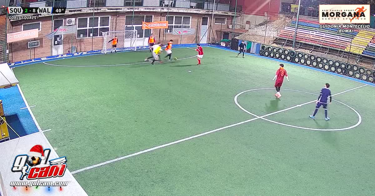 Golazo a giro