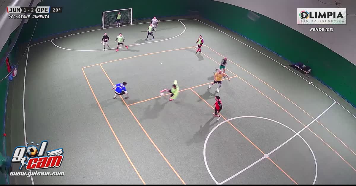 Gol in area