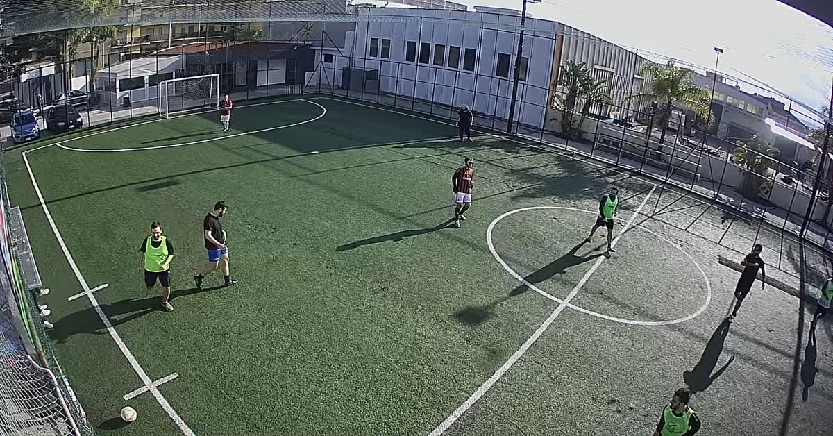 Tiro da fuori di Seby