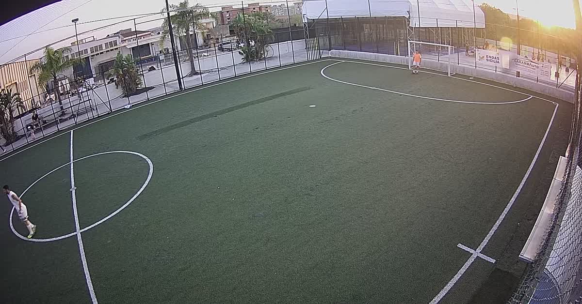 Tiro da fuori