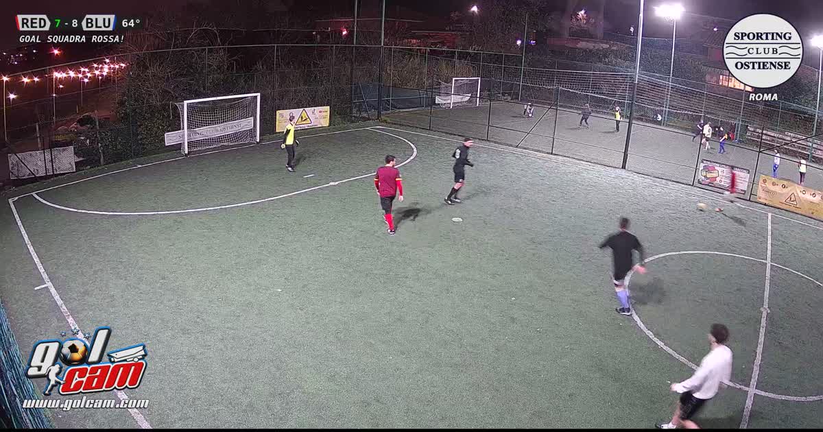 Triangolo e gol da dentro area