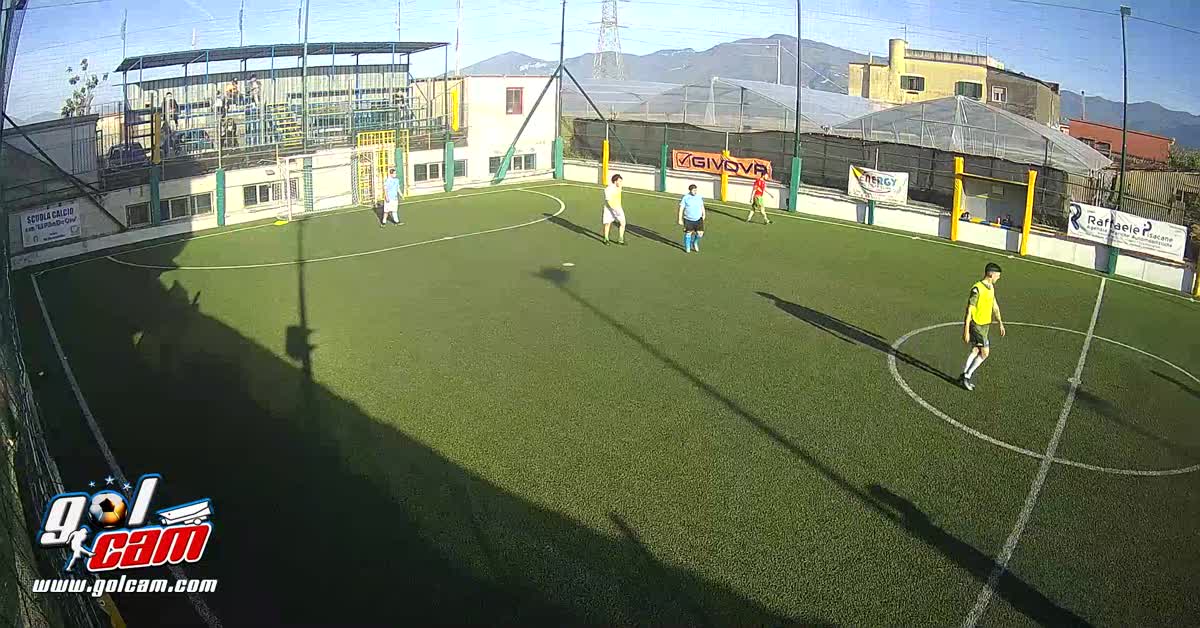 Sombrero & Pallonetto di testa