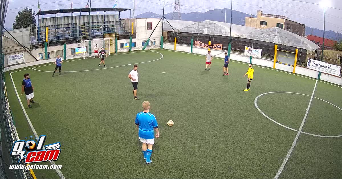 calcio di punizione 