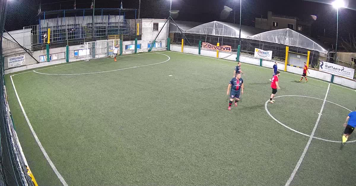 A lato di poco