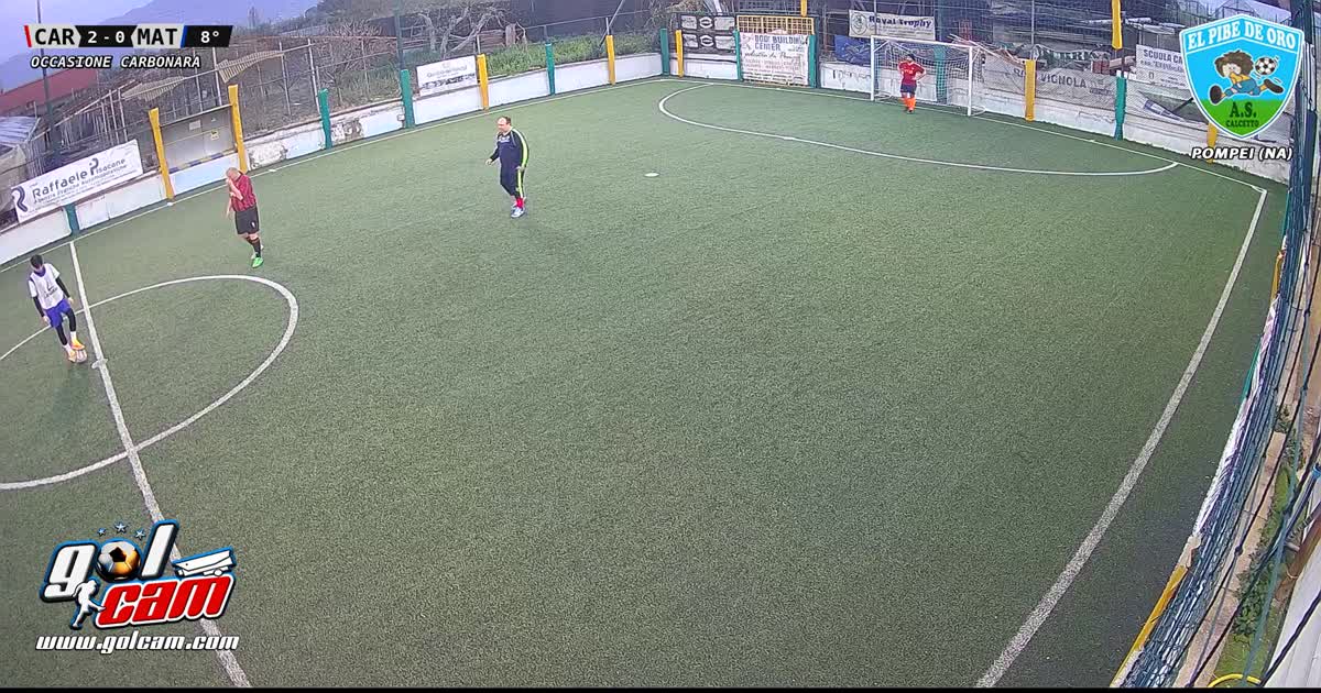 Cavallo pazzo scalda i motori