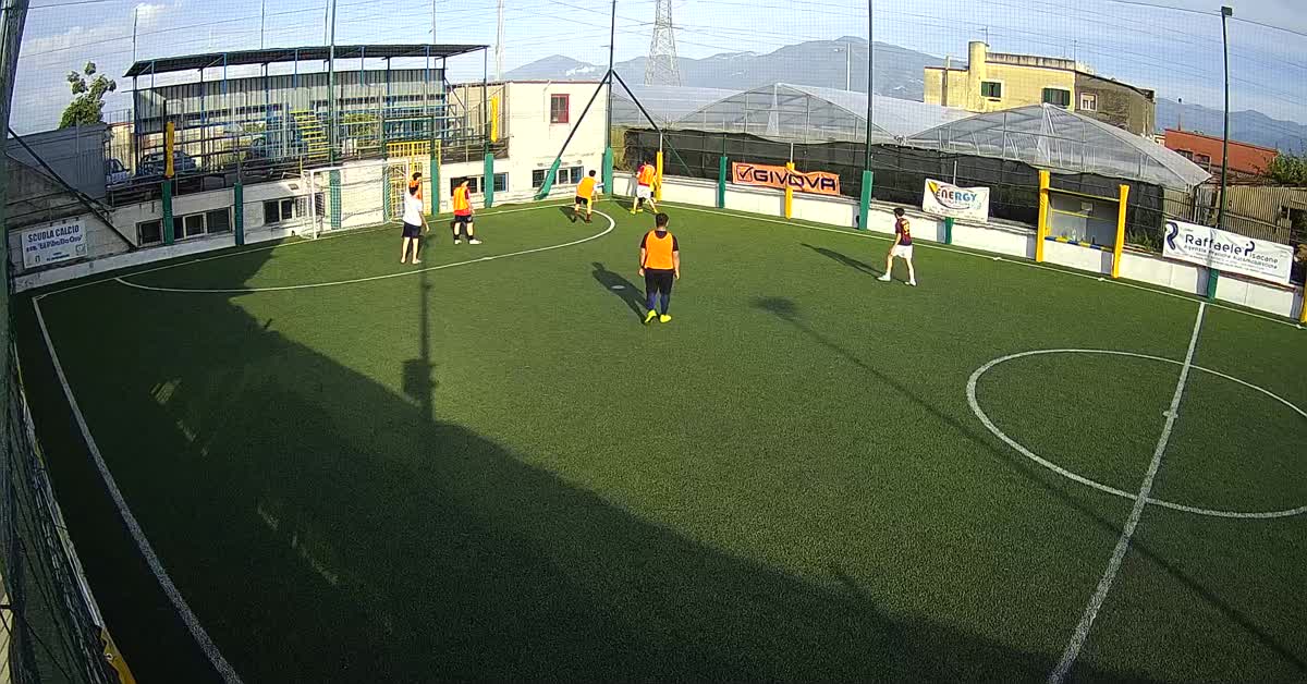 Emilio si mangia il gol