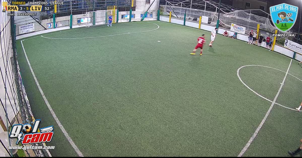 Dribbling e segna
