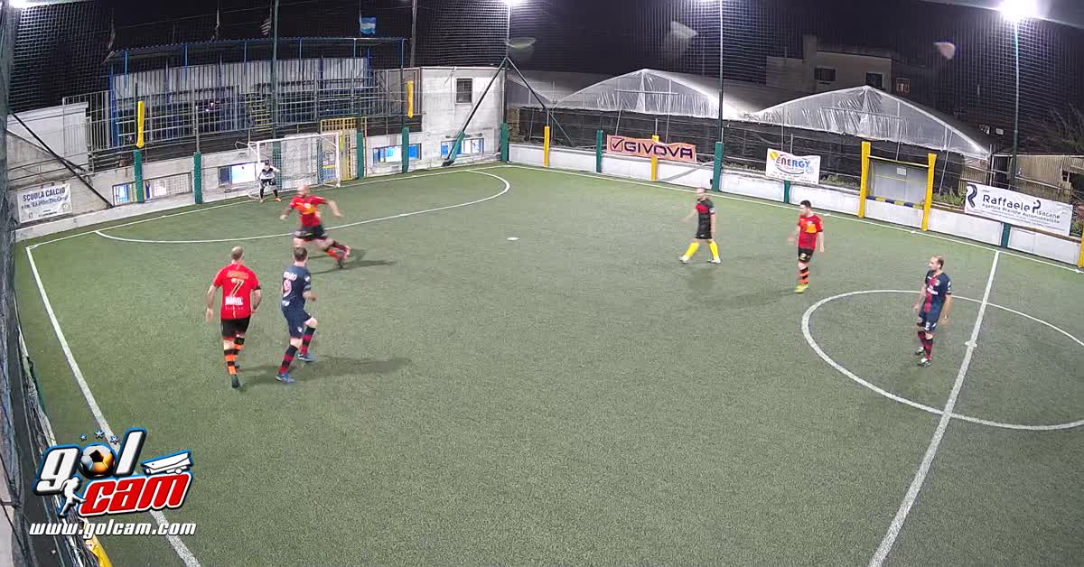 Davanti al portiere 
