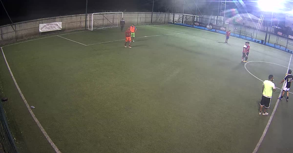 Capolavoro al calcio d"inizio