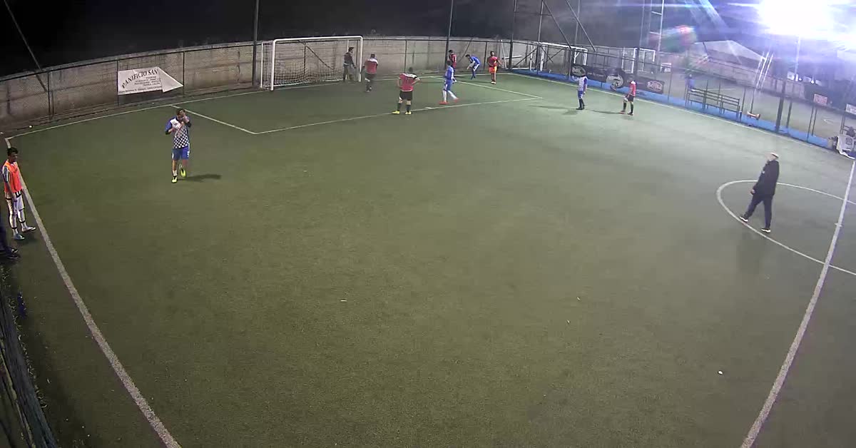 Gol da calcio d'angolo!