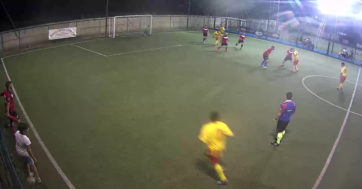 Anticipo sul portiere