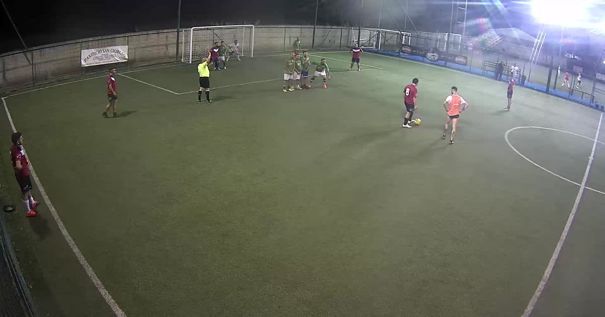 Grande calcio di punizione