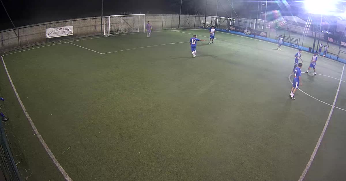 Da centrocampo