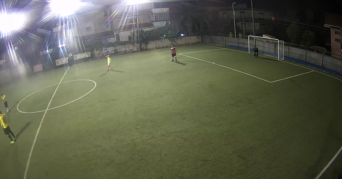 Bellissimo gol di testa