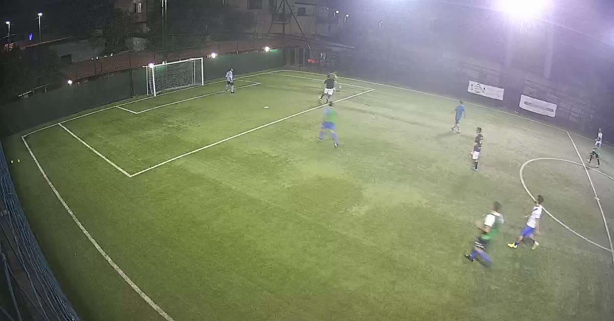 Gol dopo bel dribbling 