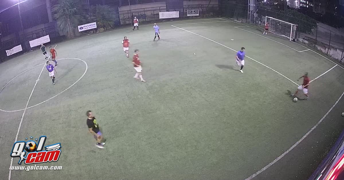 Gol con tunnel