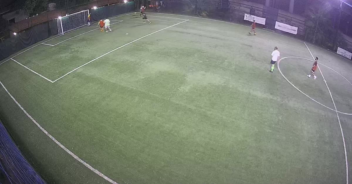 cross di luigi e gol luigi 2