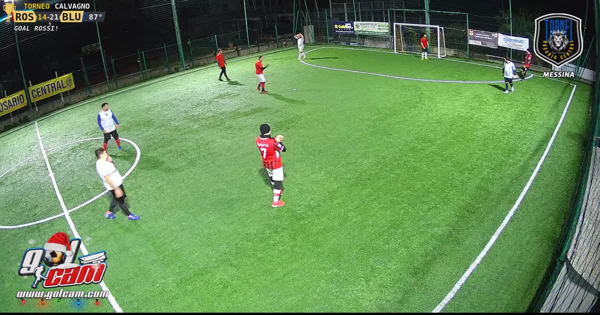 Gran gol da fuori 
