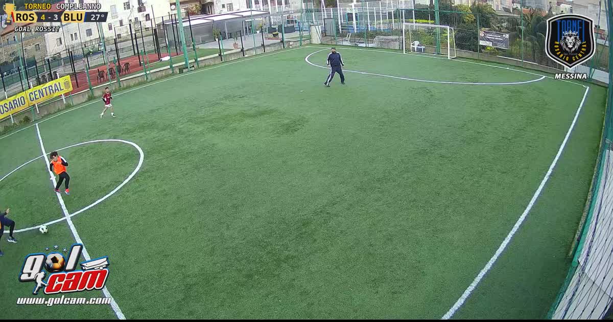 Gol con tunnel 