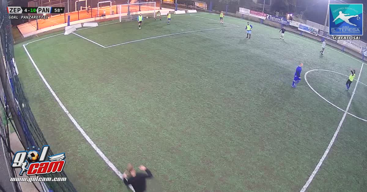 Sul secondo palo