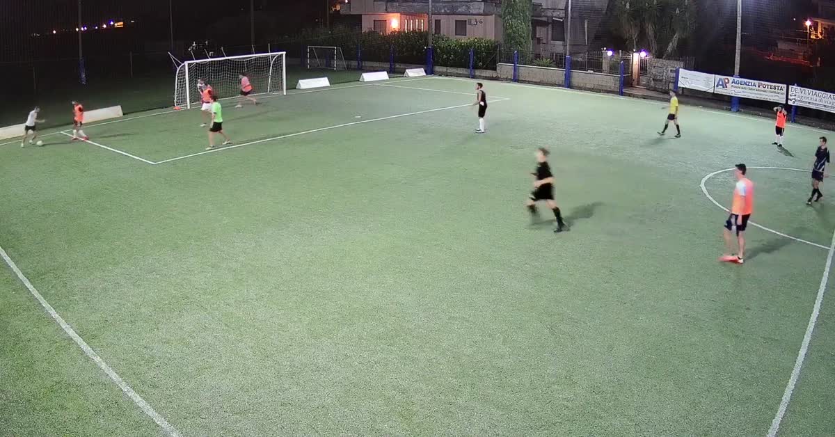 Dribbling e gol 