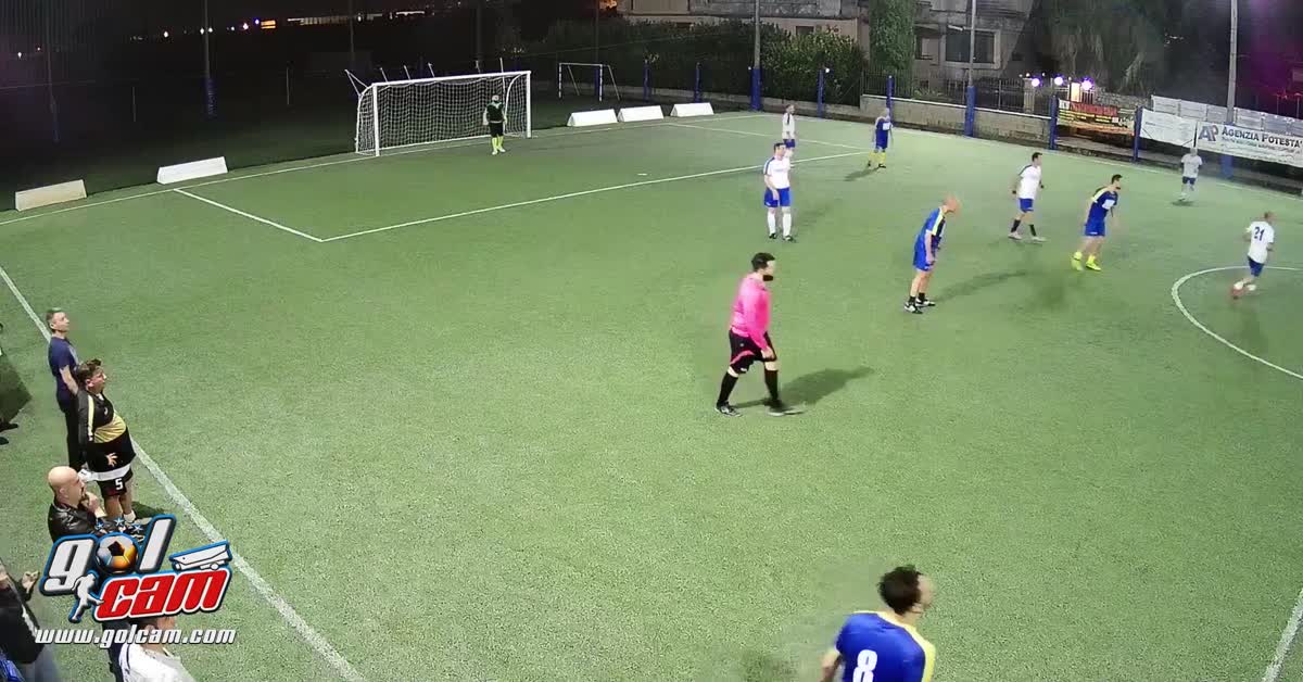 Assist man 