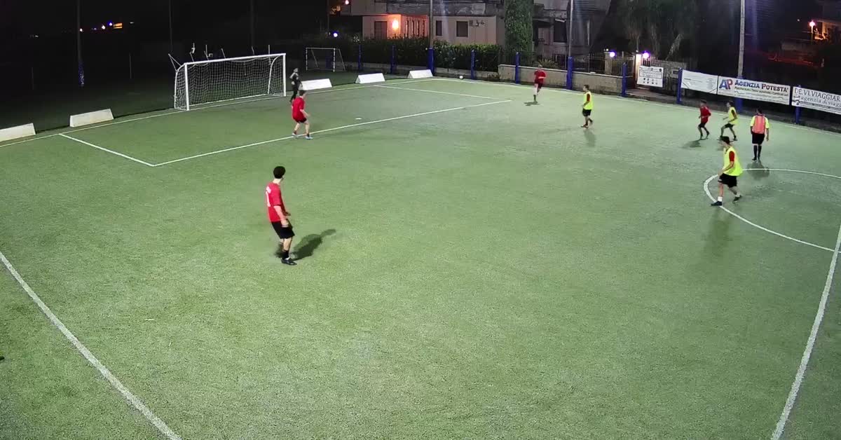 Gol Carmine 