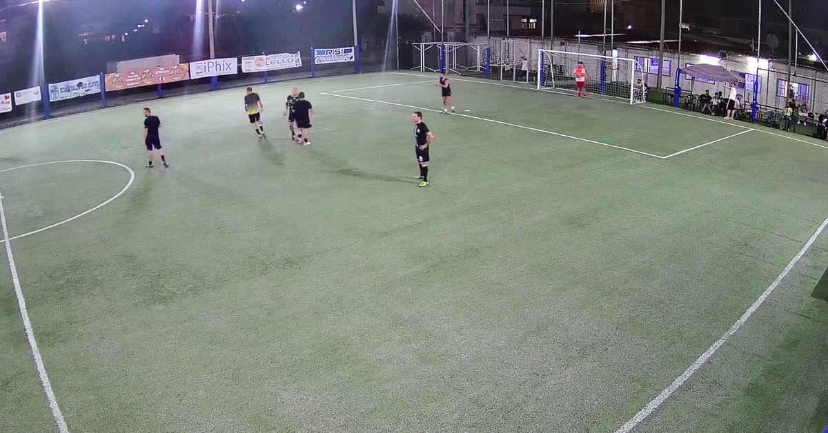 Da centrocampo 