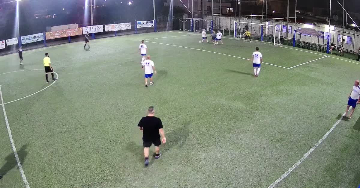 Gran gol della vittoria di Siv