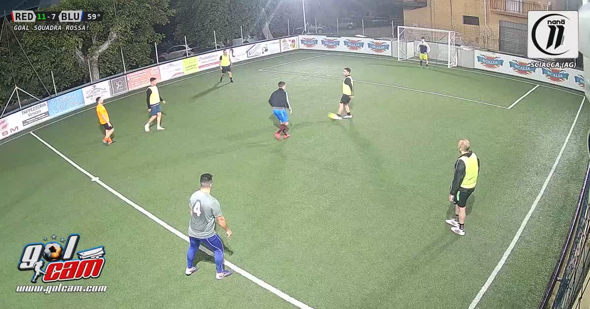 Di piatto al secondo palo