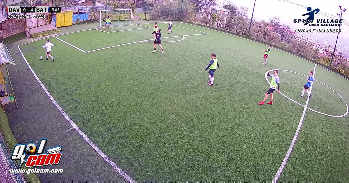 Gol al volo davanti alla porta