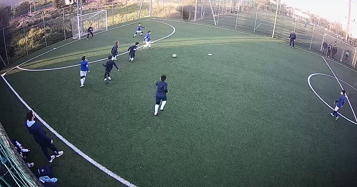 Dribbling, tiro e gol