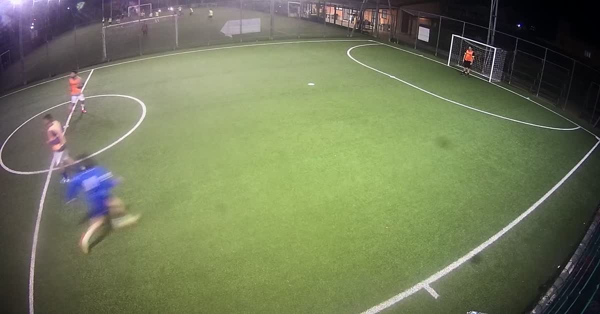 Gol di testa inaspettato