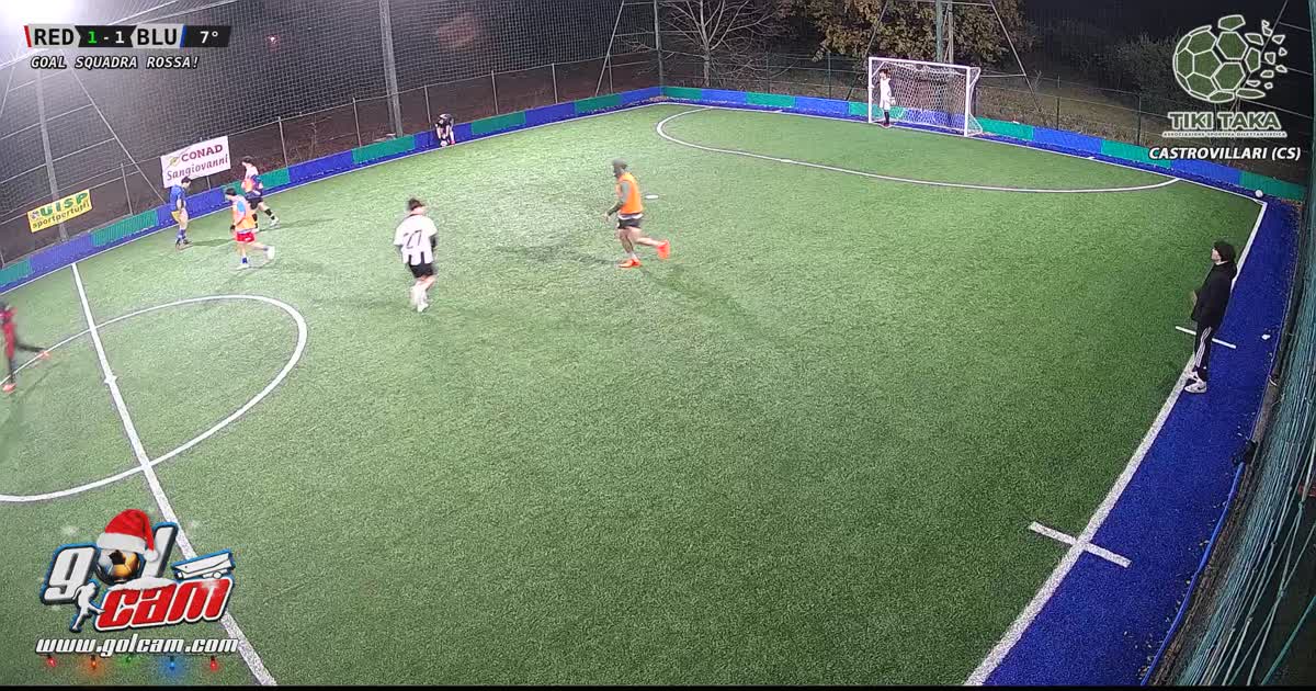 Dribbling al volo e gol al vol