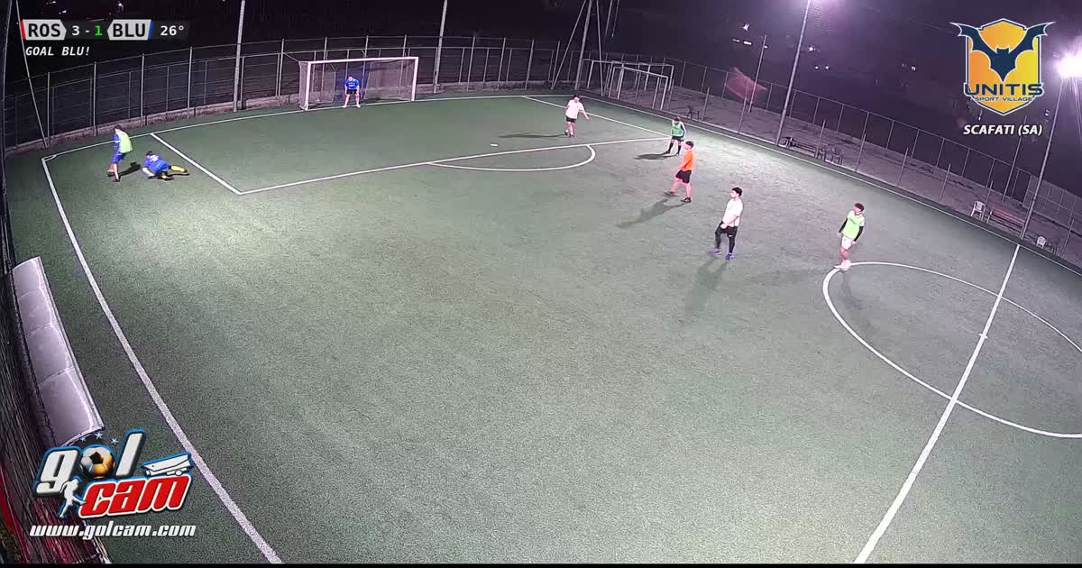 Gol da centrocampo a Pietro