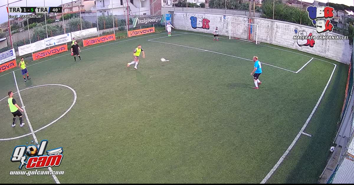 Gol con tunnel