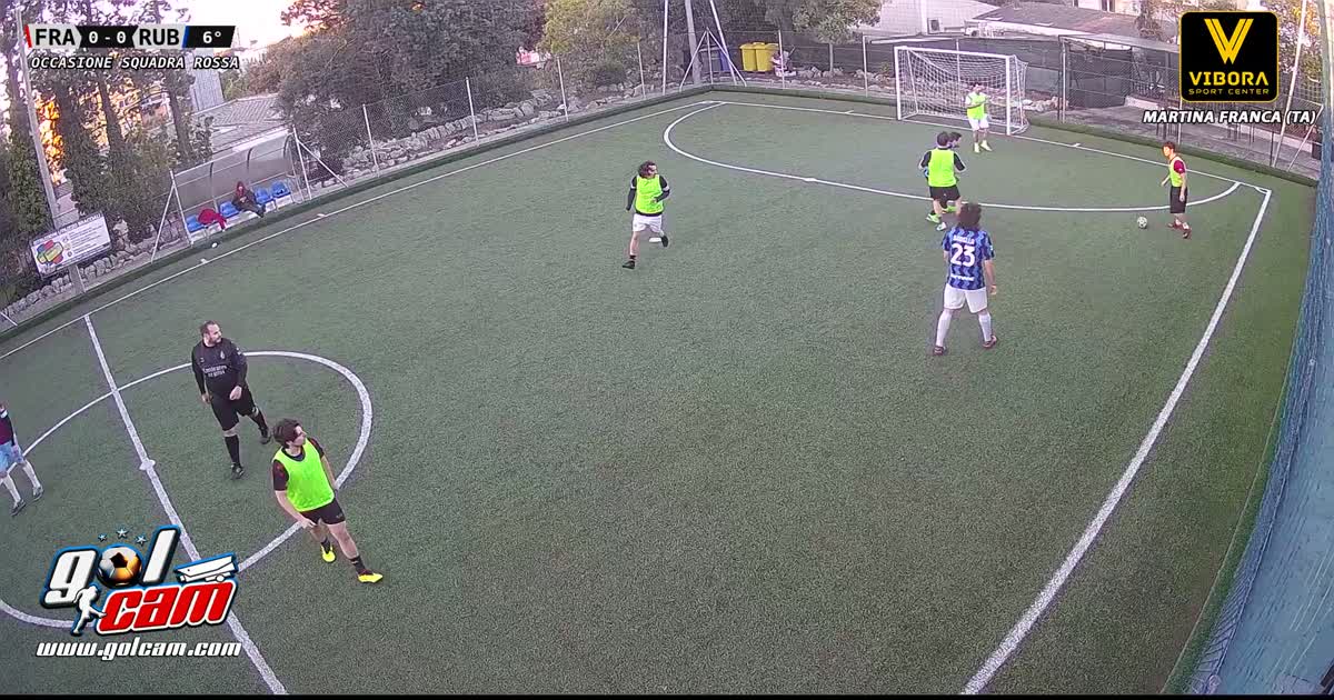 Volé quasi gol